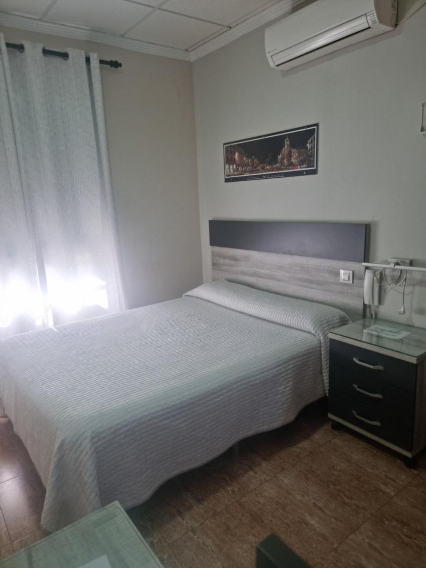 Hostal Restaurante El Paraiso 돈베니토 외부 사진