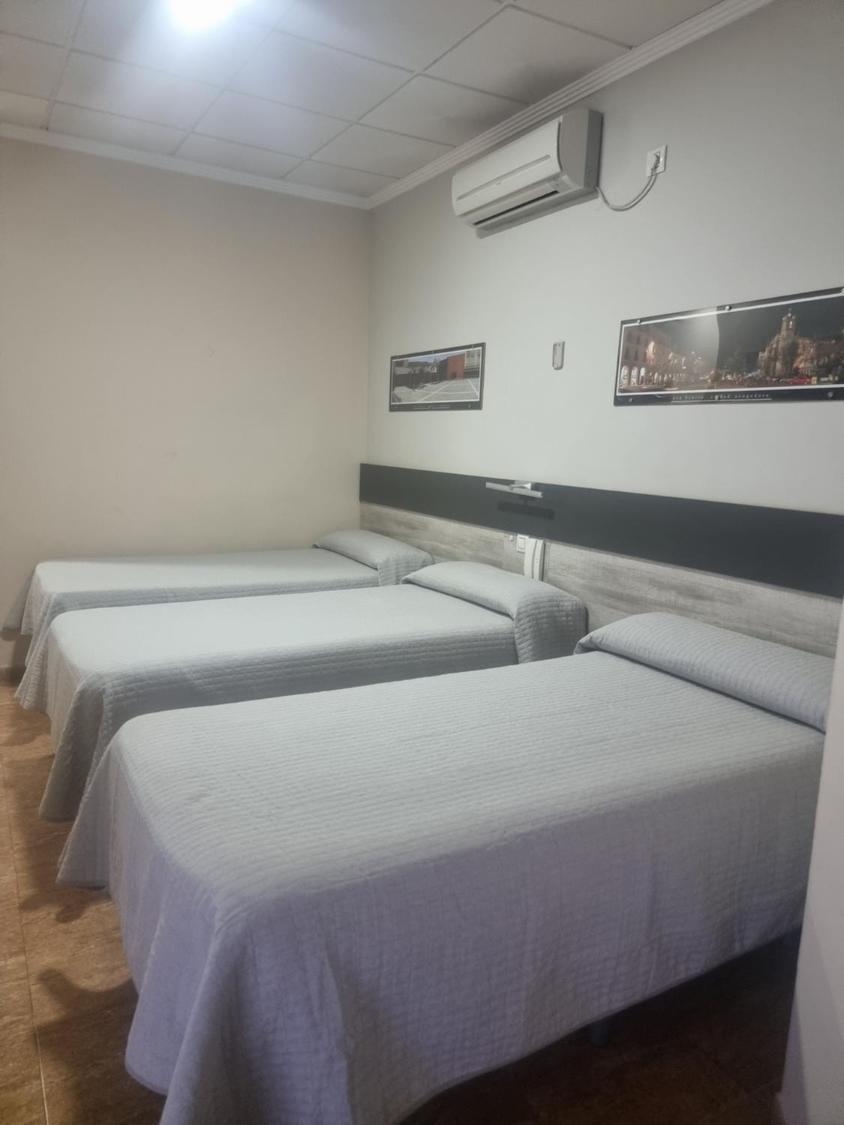 Hostal Restaurante El Paraiso 돈베니토 외부 사진