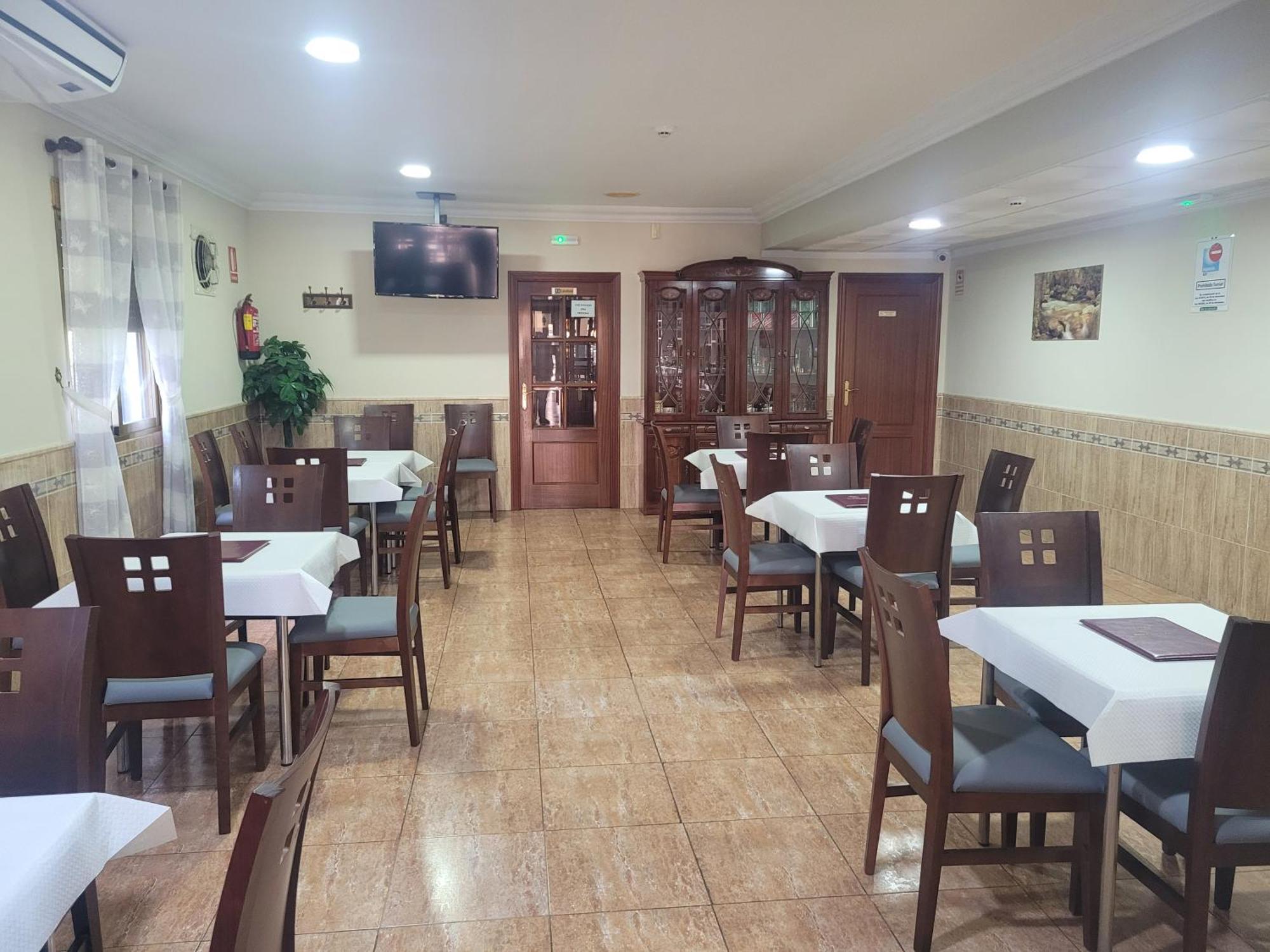 Hostal Restaurante El Paraiso 돈베니토 외부 사진